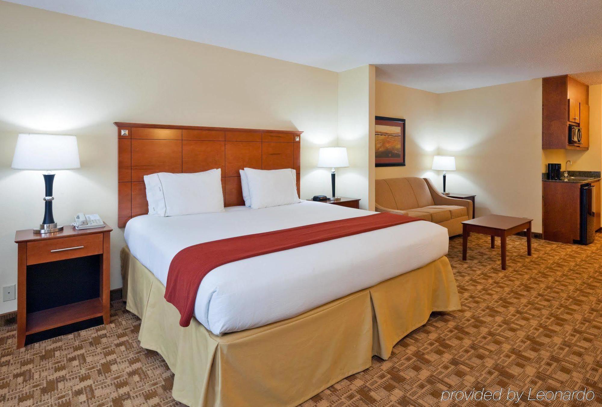 Holiday Inn Express Phenix City-Fort Benning, An Ihg Hotel Zimmer foto