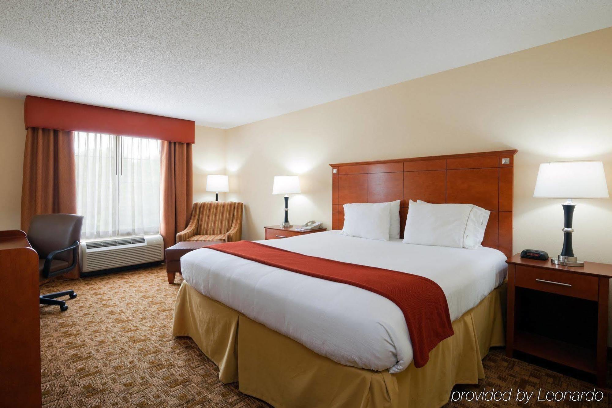Holiday Inn Express Phenix City-Fort Benning, An Ihg Hotel Exterior foto